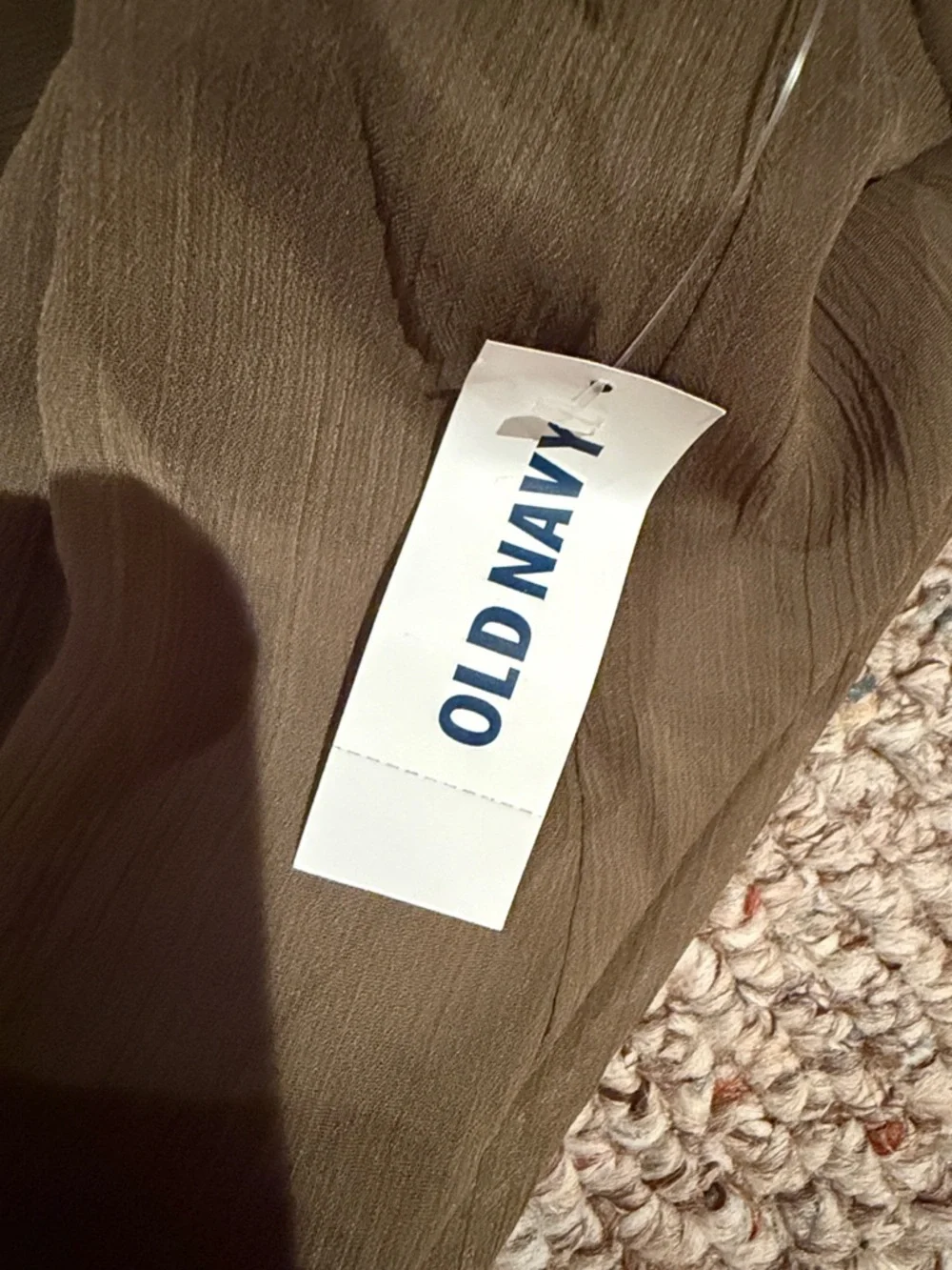 Old Navy Olive Layered-Hem Scoop Tank Top - Picture 3 of 6
